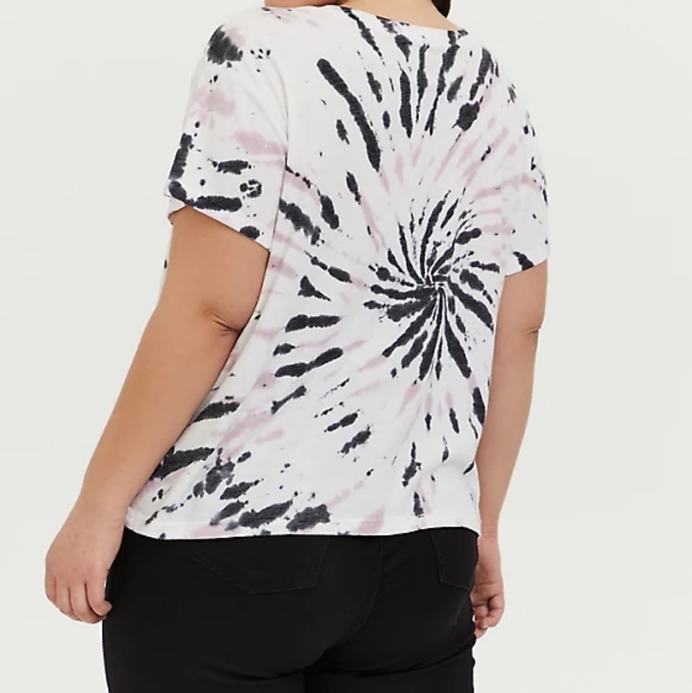 TORRID - CROP TEE -TIE-DYE WHITE - SZ 2x - Picture 4 of 9